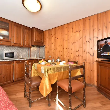 Castelli Hotel apartamentowy 2*