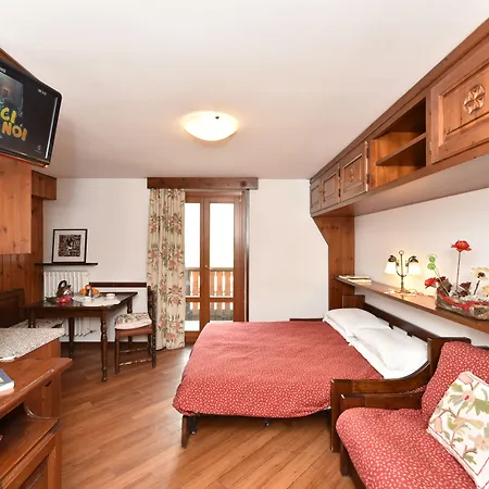 Castelli Hotel apartamentowy Breuil-Cervinia