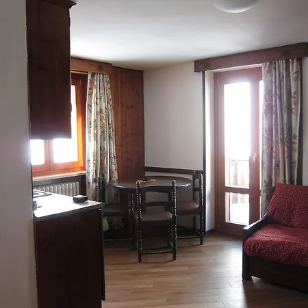 Hotel apartamentowy Castelli Breuil-Cervinia