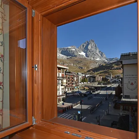 Апарт-готель Castelli Брей-Червінія