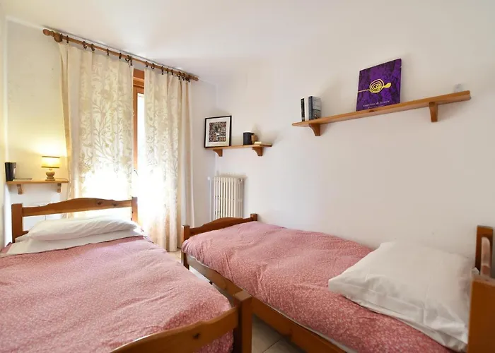 Castelli 2* ברויל-קרוויניה