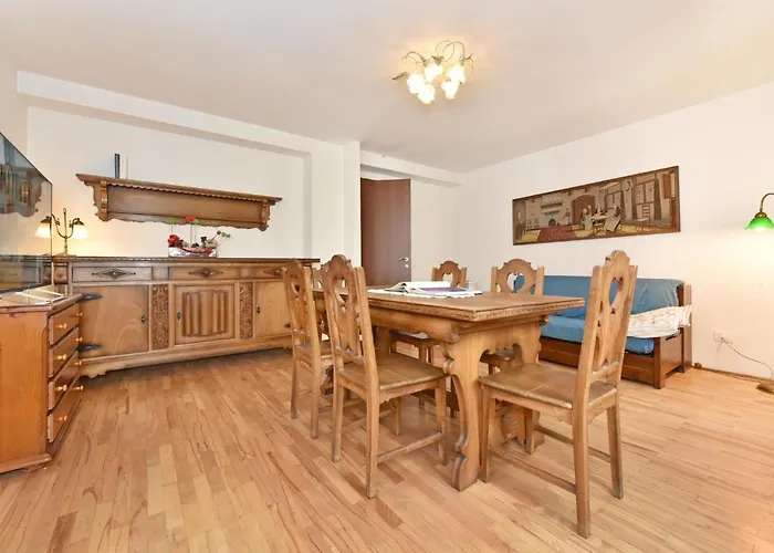 Castelli 2* ברויל-קרוויניה